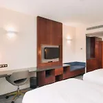 Doubletree By Hilton - Plaza