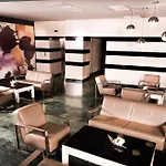 Doubletree By Hilton - Plaza Hotel