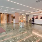 Doubletree By Hilton - Plaza