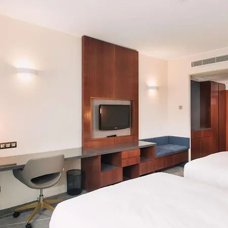 Doubletree By Hilton - Plaza מלון קלוז'-נאפוקה