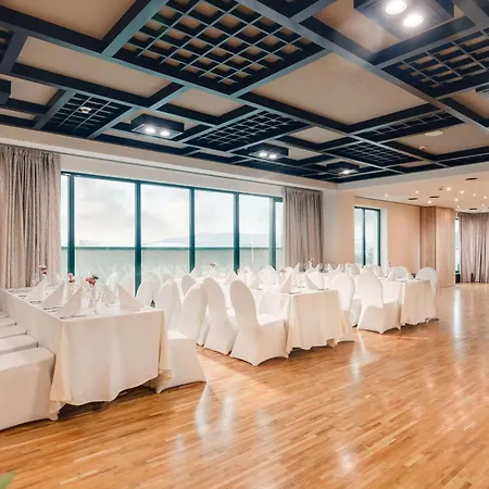 Doubletree By Hilton - Plaza 5*