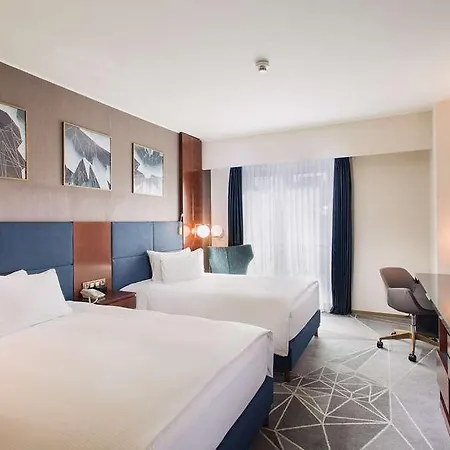 Doubletree By Hilton - Plaza 4* קלוז'-נאפוקה