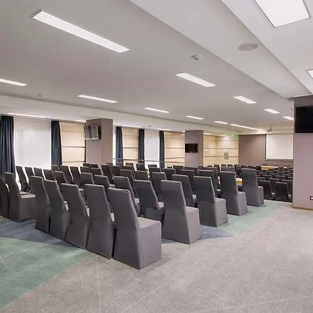 Doubletree By Hilton - Plaza