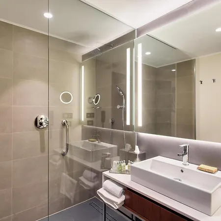 Hotel Doubletree By Hilton - Plaza 4*