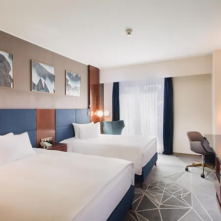 Doubletree By Hilton - Plaza 4*