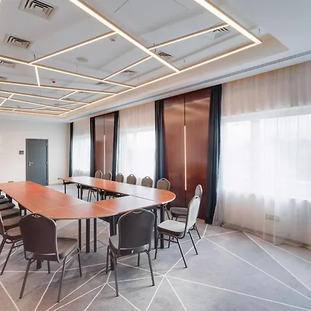 Doubletree By Hilton - Plaza