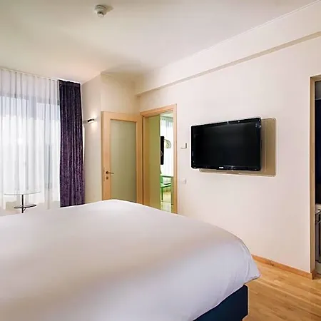 Doubletree By Hilton - Plaza クルージュ＝ナポカ