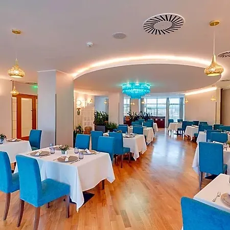 Doubletree By Hilton - Plaza ホテル