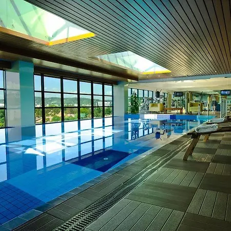 Doubletree By Hilton - Plaza