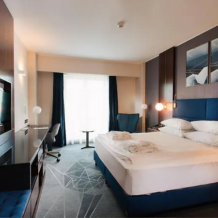 Doubletree By Hilton - Plaza 4* קלוז'-נאפוקה