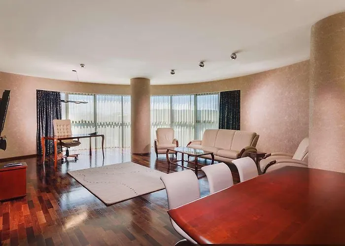 Hotel Doubletree By Hilton - Plaza