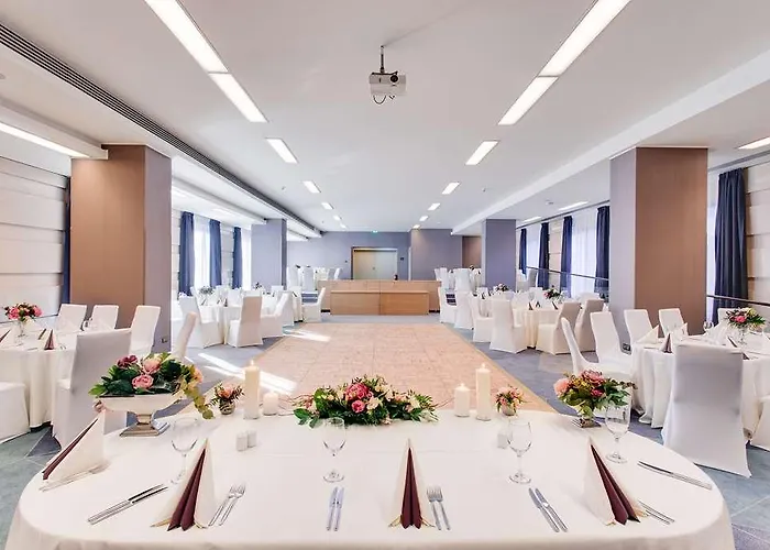 Doubletree By Hilton - Plaza Ξενοδοχείο